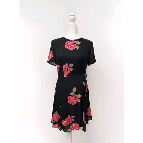 Spenser Jeremy Dresses & Skirts - Spenser Jeremy Black Floral Flowy Chiffon Silk Dress Size 6 Tie Side